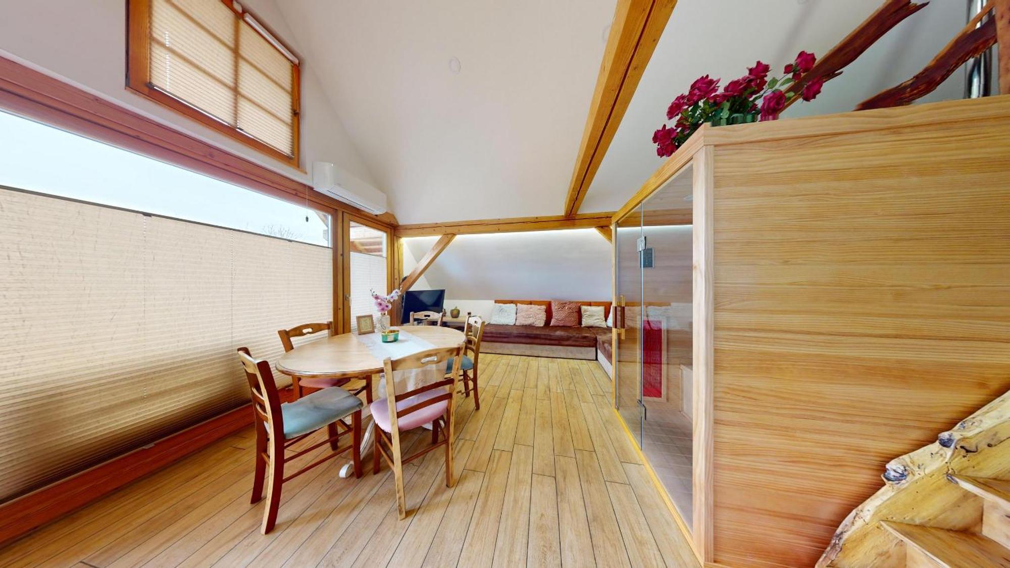 Resort Hisa Ida - Apartments With Hot Tub And Sauna Ivancna Gorica Eksteriør billede