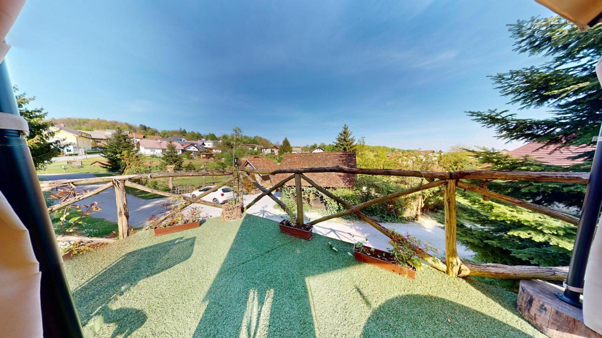 Resort Hisa Ida - Apartments With Hot Tub And Sauna Ivancna Gorica Værelse billede